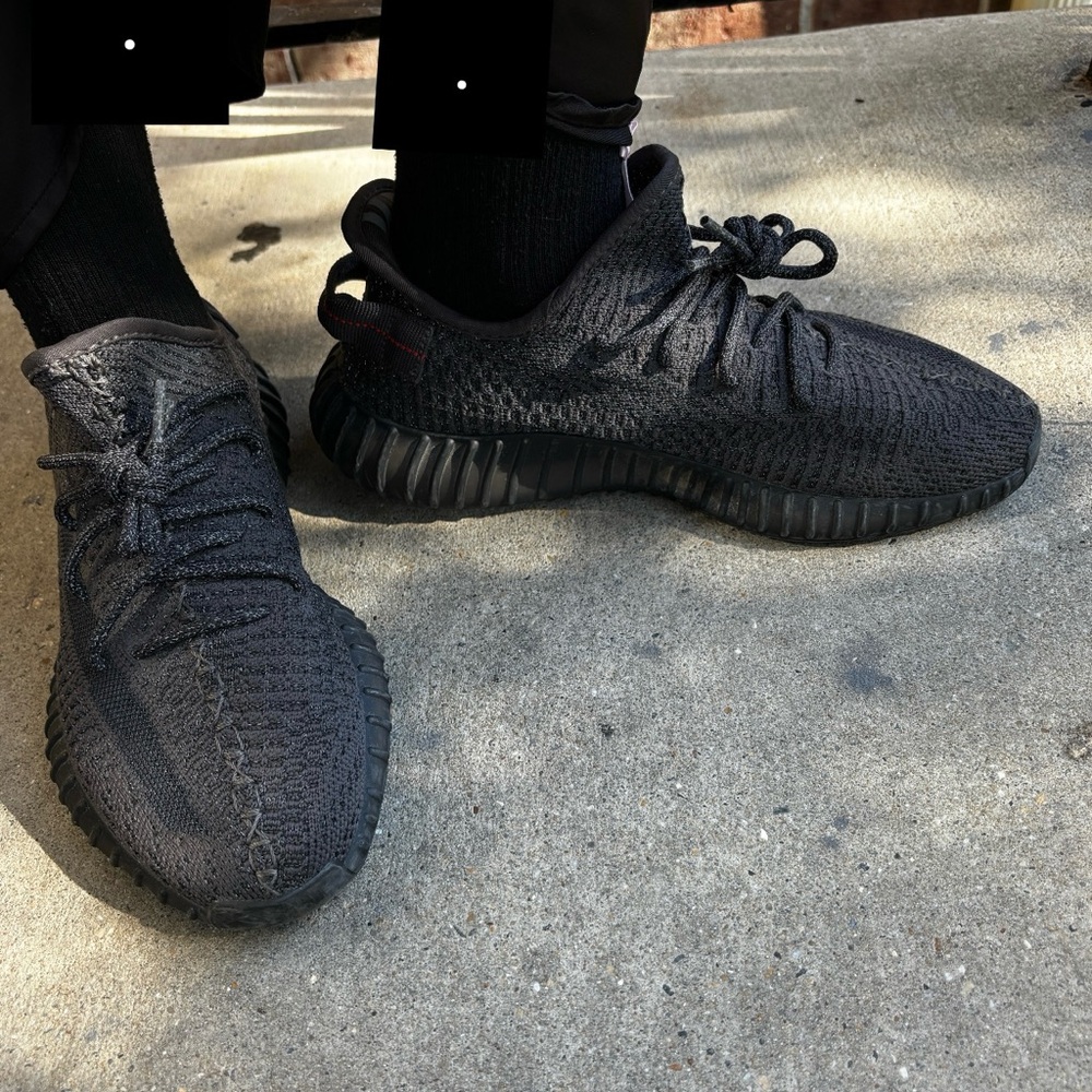 Adidas Yeezy Sneaker